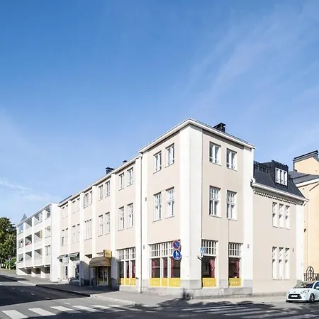 Tunnelmallinen Saunallinen Ullakkohuoneisto Ravintola Sampon Ylaekerrassa 아파트 *