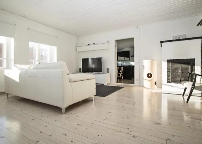 아파트 Tunnelmallinen Saunallinen Ullakkohuoneisto Ravintola Sampon Ylaekerrassa *